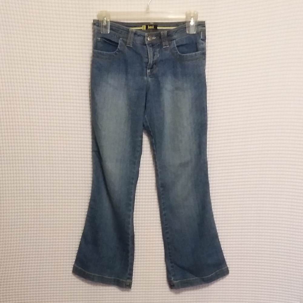 LEI WIDE LEG FLARE CUFF JEANS